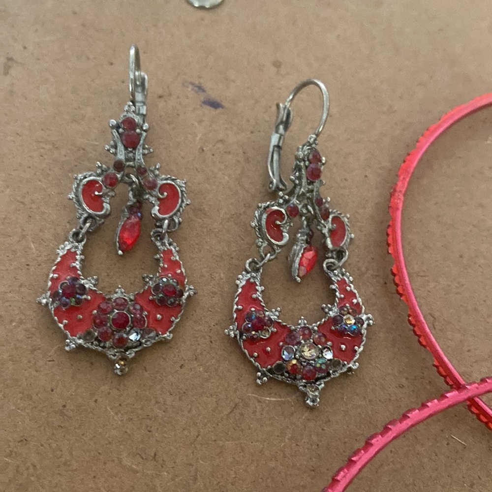 Read Earrings And Four Bangle Bracelets Pretty De… - image 3